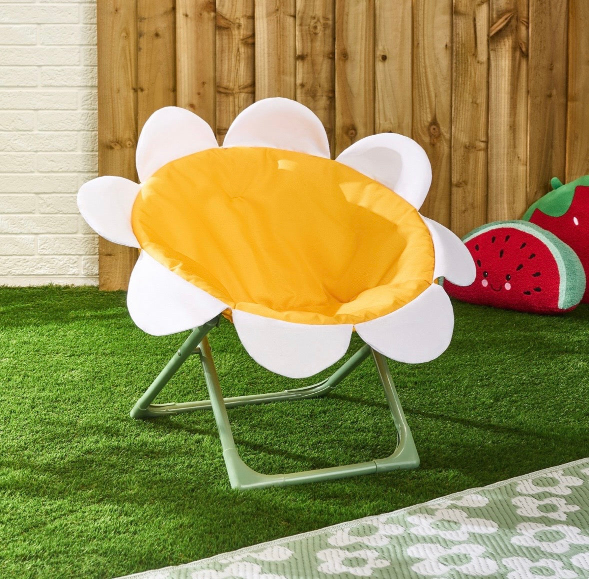 Kids Daisy Foldable Moon Camping Chair - Yellow/White
