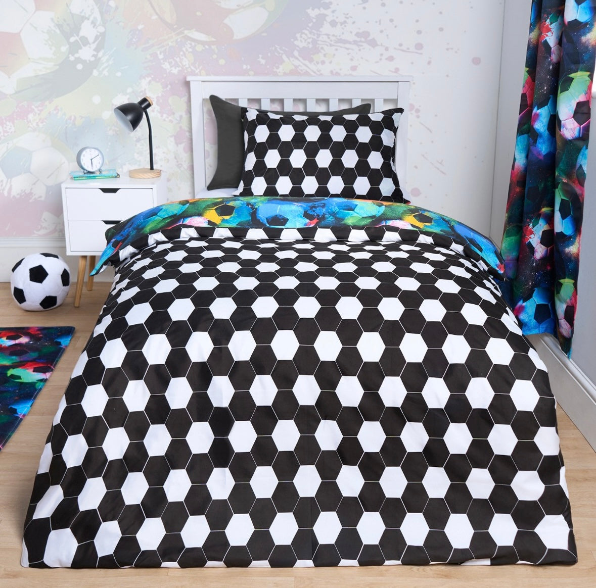 Reversible Football Duvet Set - Neon