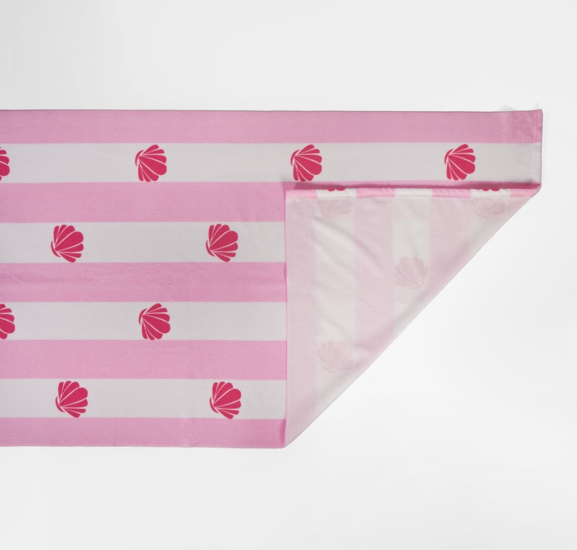 Shell Stripe Print Beach Towel