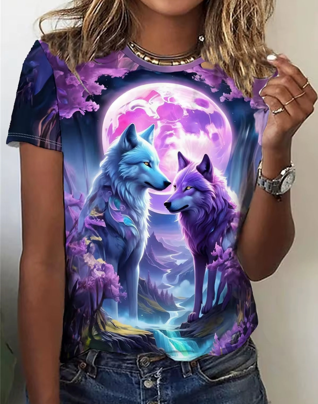 Ladies Wolf T-shirt