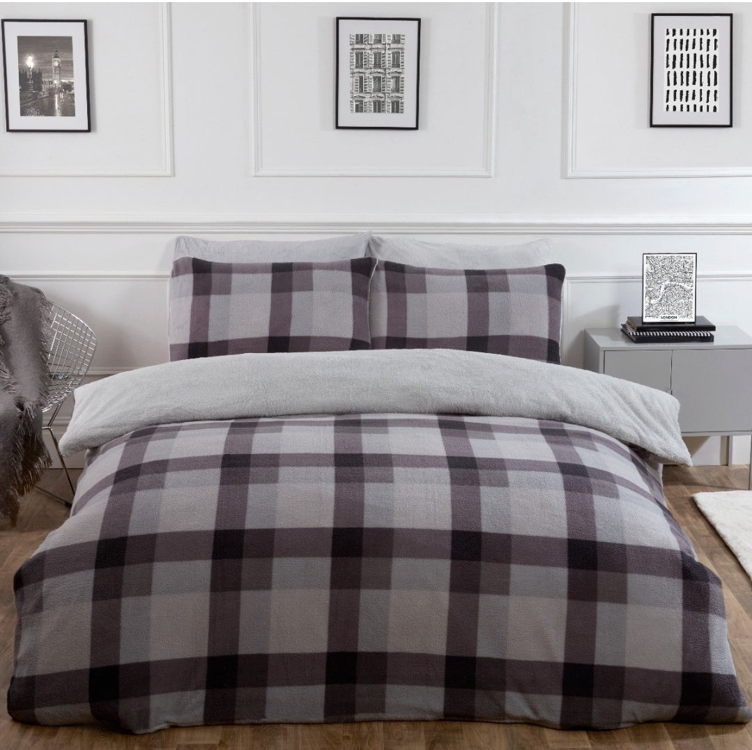 Checked Teddy Fleece Bedding