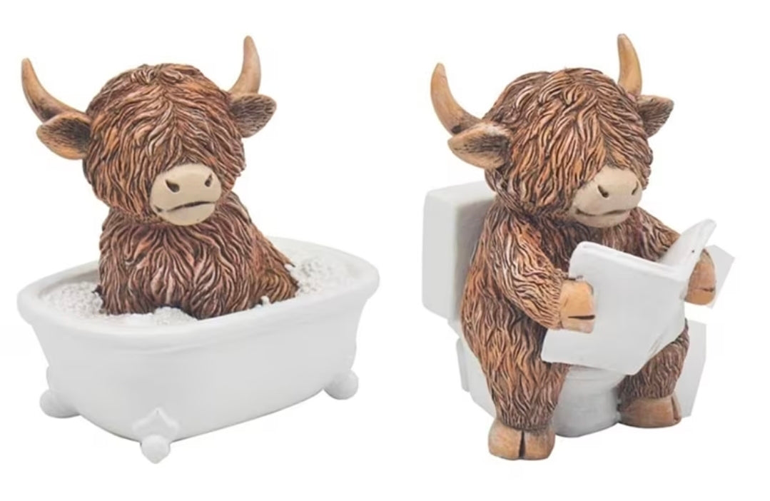 2pc Bathroom Figurines