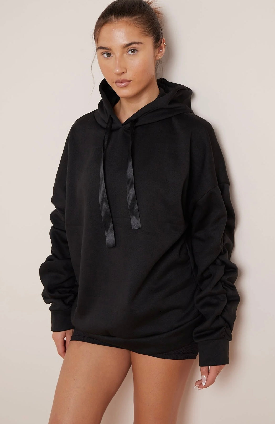 PLUS SIZE RUCHED SLEEVE HOODIE WITH RIBBON