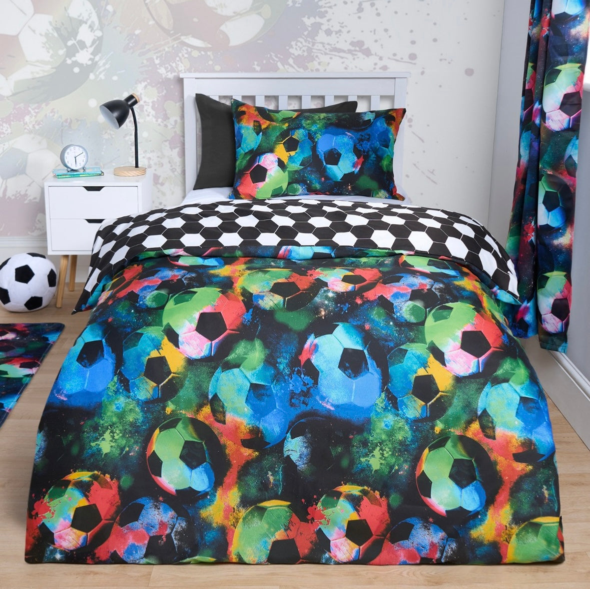 Reversible Football Duvet Set - Neon