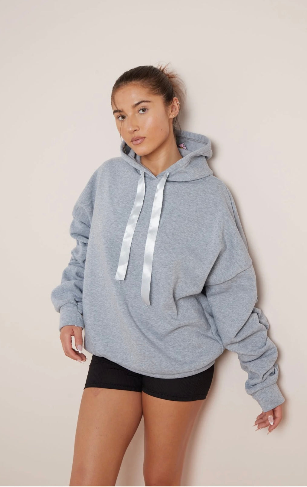 PLUS SIZE RUCHED SLEEVE HOODIE WITH RIBBON