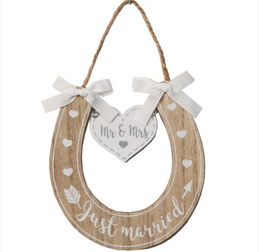 MR & MRS Just Married HorseShoe Sign
