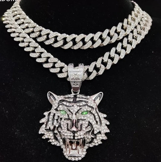 Men's tiger chain & pendant