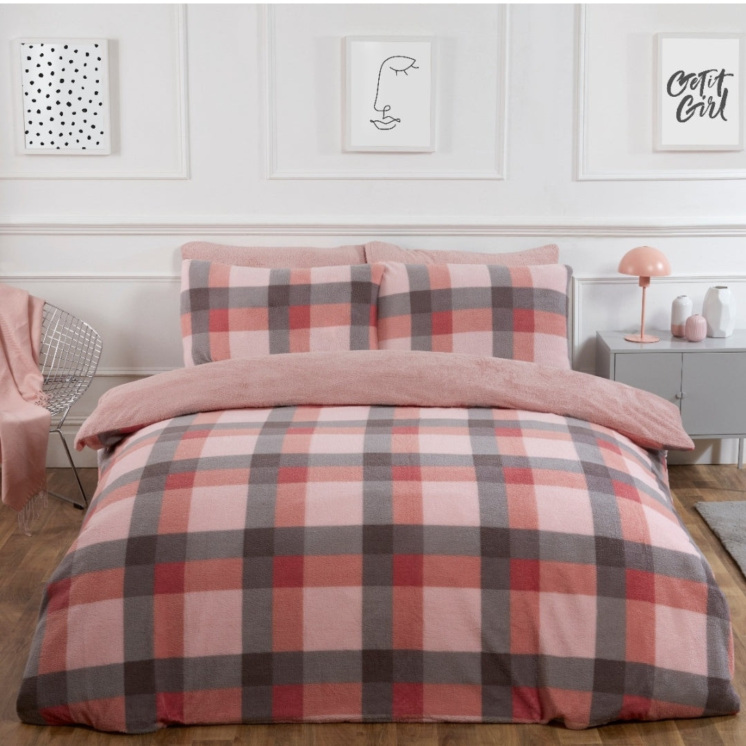Checked Teddy Fleece Bedding