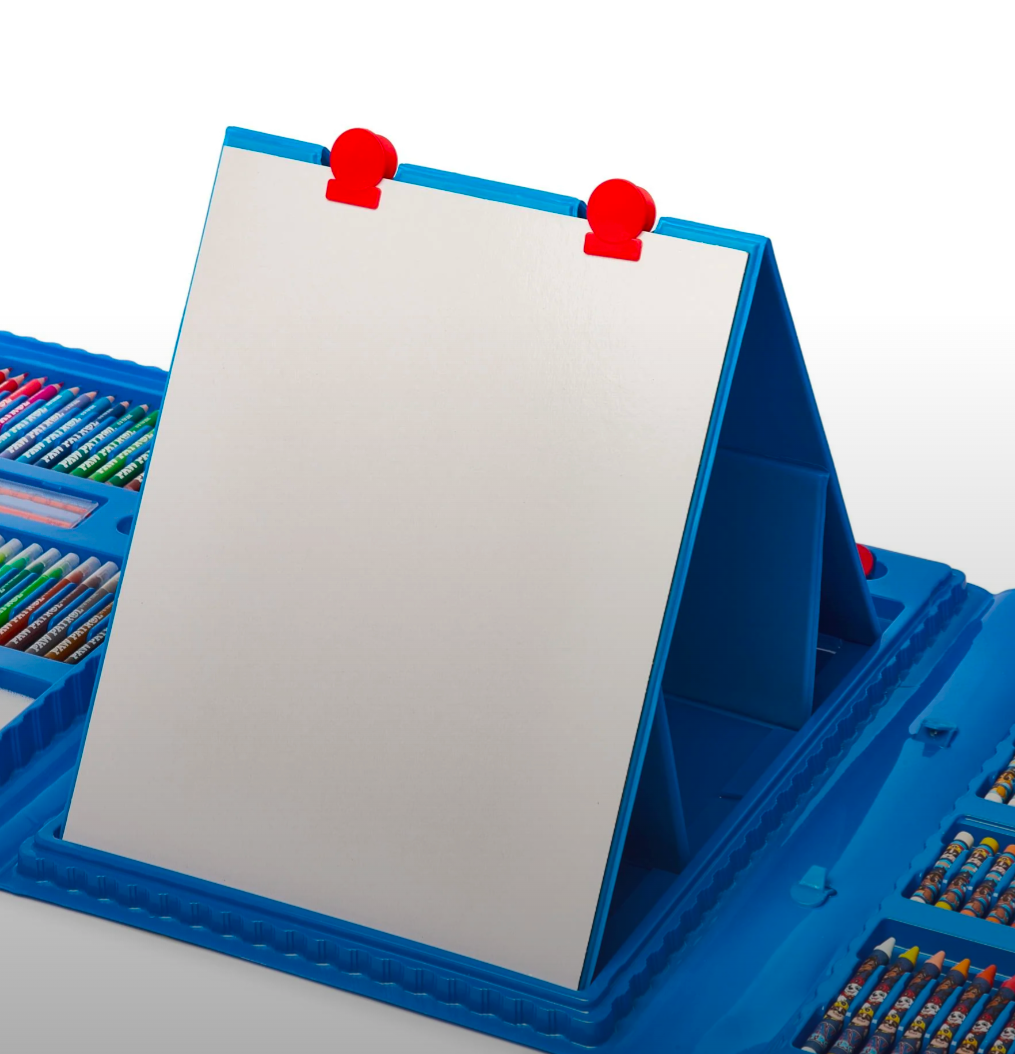 PP 162 Piece Easel Set with Whiteboard, Chalkboard & Accessories