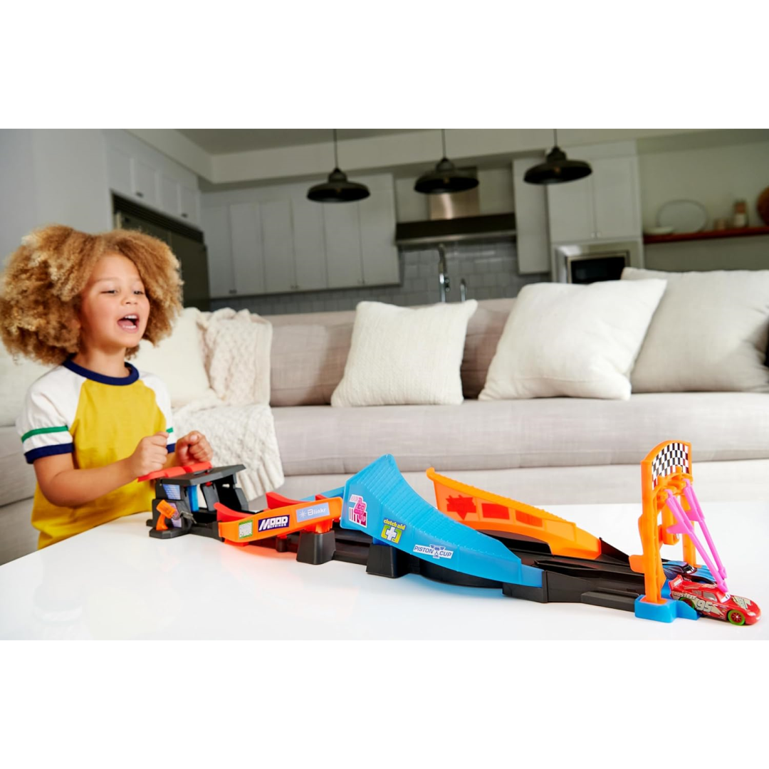 Glow Racers Launch ‘N Criss-Cross Playset