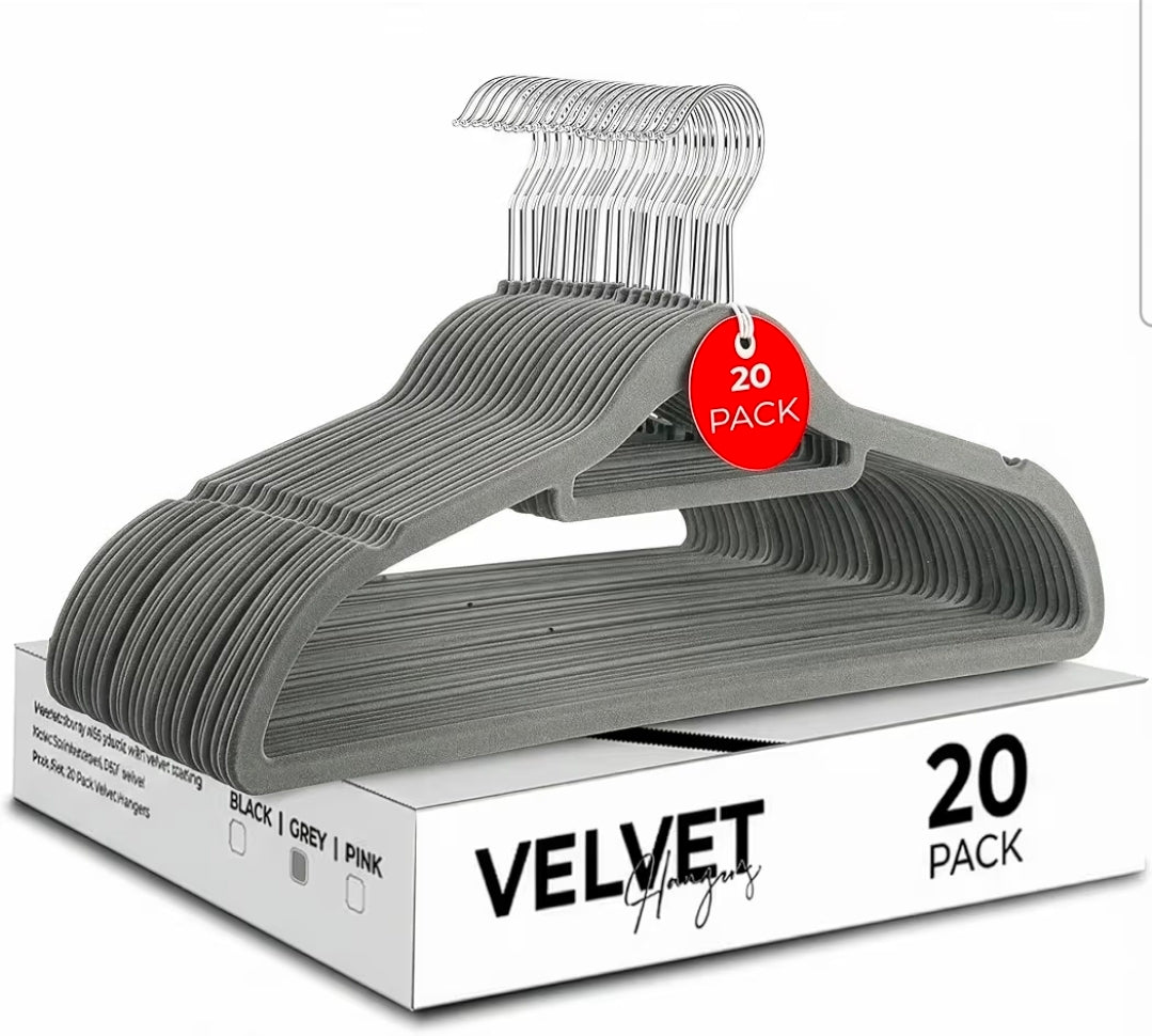 20 Velvet Coat Hangers