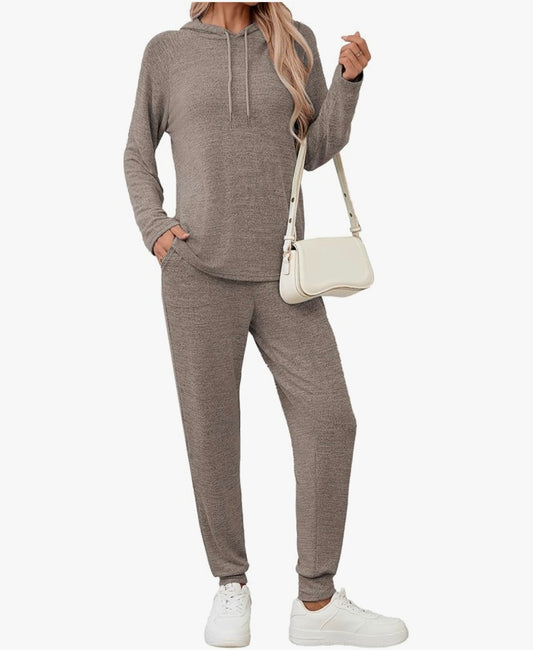 Women's tracksuit