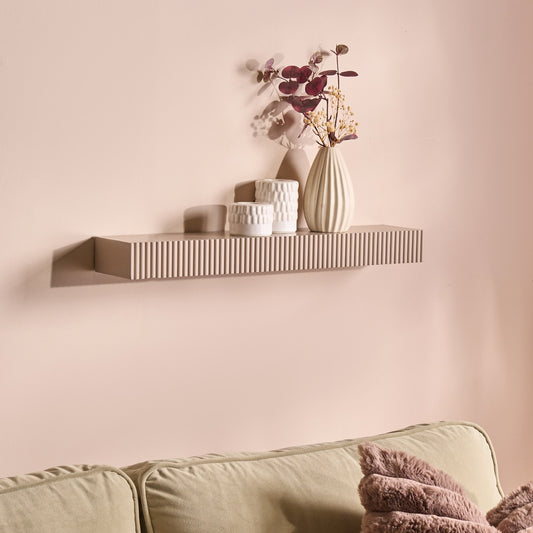 Ribbed Shelf
